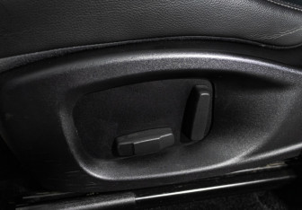 Подержанный автомобиль Jaguar E-Pace 2019 года (18 фото)