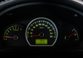 Подержанный автомобиль Kia Sportage 2009 года (21 фото)