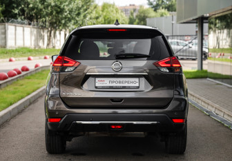 Подержанный автомобиль Nissan X-Trail 2022 года (7 фото)