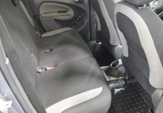 Подержанный автомобиль Citroen C3 Picasso 2010 года (12 фото)