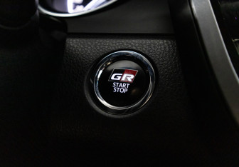 Подержанный автомобиль Toyota Camry Sedan 2021 года (39 фото)