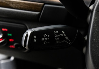 Подержанный автомобиль Audi A6 Sedan 2016 года (23 фото)