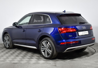 Подержанный автомобиль Audi Q5 2017 года (7 фото)