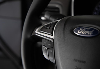 Подержанный автомобиль Ford Mondeo Sedan 2016 года (20 фото)