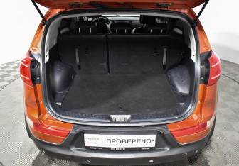 Подержанный автомобиль Kia Sportage 2011 года (18 фото)