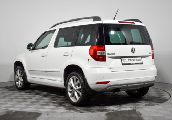 Подержанный автомобиль Skoda Yeti 2014 года (7 фото)