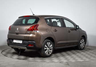 Подержанный автомобиль Peugeot 3008 2014 года (4 фото)