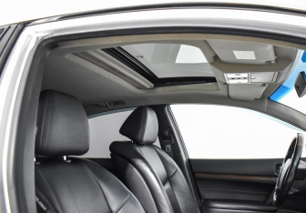 Подержанный автомобиль Nissan Teana 2006 года (20 фото)