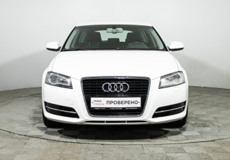 Подержанный автомобиль Audi A3 Hatchback 2012 года (2 фото)