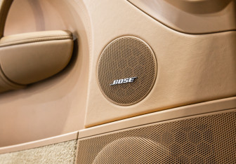 Подержанный автомобиль Porsche Cayenne 2007 года (25 фото)