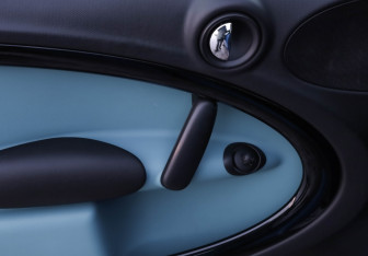 Подержанный автомобиль MINI Countryman 2011 года (20 фото)