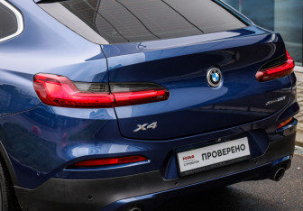 Подержанный автомобиль BMW X4 2019 года (12 фото)