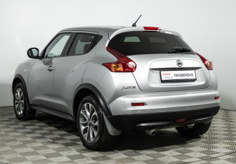 Подержанный автомобиль Nissan Juke 2013 года (7 фото)