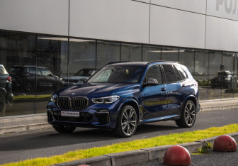 Подержанный автомобиль BMW X5 2019 года (3 фото)