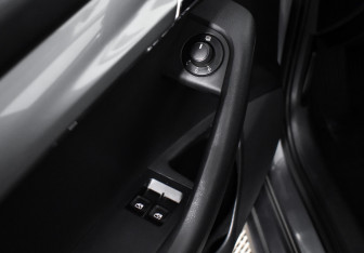 Подержанный автомобиль Skoda Octavia Liftback 2017 года (10 фото)