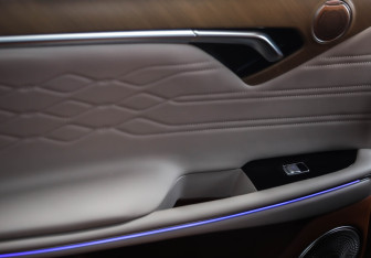 Подержанный автомобиль Voyah Free 2024 года (34 фото)