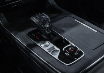 Подержанный автомобиль GAC GS8 2024 года (21 фото)