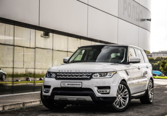 Подержанный автомобиль Land Rover Range Rover Sport 2017 года (1 фото)