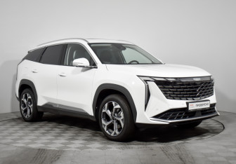 Подержанный автомобиль Geely Atlas 2024 года (3 фото)