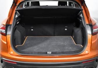 Подержанный автомобиль Geely Coolray 2020 года (21 фото)