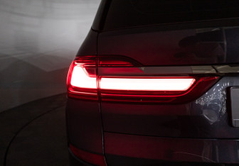Подержанный автомобиль BMW X7 2019 года (39 фото)