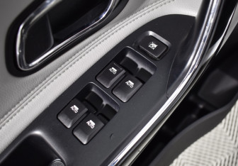 Подержанный автомобиль Kia Ceed Hatchback 2013 года (15 фото)