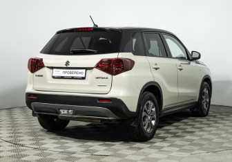 Подержанный автомобиль Suzuki Vitara 2021 года (5 фото)