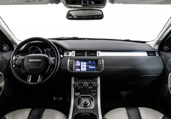 Подержанный автомобиль Land Rover Range Rover Evoque 2011 года (11 фото)