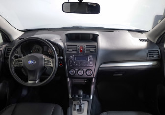 Подержанный автомобиль Subaru Forester Suv 2013 года (9 фото)