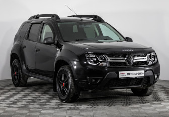 Подержанный автомобиль Renault Duster 2015 года (3 фото)