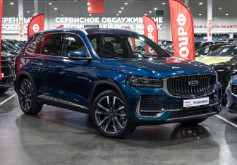 Подержанный автомобиль Geely Monjaro 2024 года (5 фото)