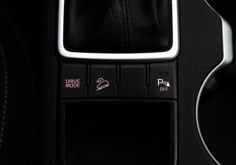 Подержанный автомобиль Kia Sportage 2017 года (16 фото)