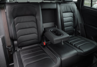 Подержанный автомобиль Volkswagen Tiguan 2021 года (28 фото)