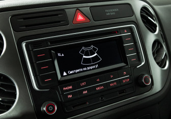 Подержанный автомобиль Volkswagen Tiguan 2011 года (15 фото)