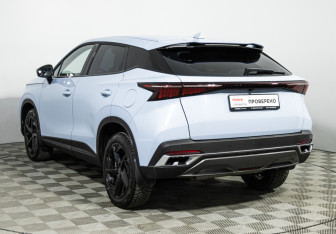 Подержанный автомобиль Omoda C5 2023 года (7 фото)