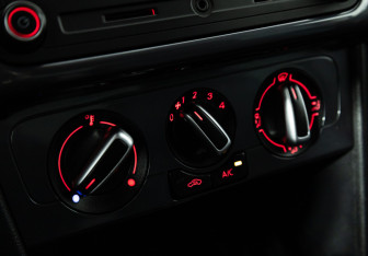 Подержанный автомобиль Volkswagen Polo Sedan 2020 года (16 фото)