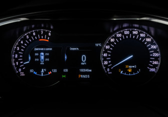 Подержанный автомобиль Ford Mondeo Sedan 2017 года (28 фото)