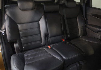 Подержанный автомобиль Kia Sorento 2017 года (25 фото)