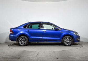 Подержанный автомобиль Volkswagen Polo Sedan 2019 года (16 фото)