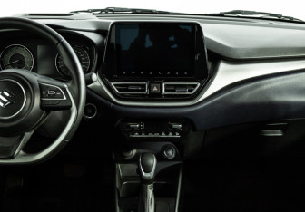 Подержанный автомобиль Suzuki Baleno Hatchback 2022 года (14 фото)