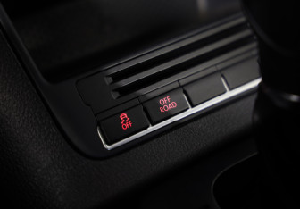 Подержанный автомобиль Volkswagen Tiguan 2011 года (14 фото)