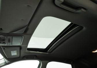 Подержанный автомобиль Honda Crosstour 2014 года (19 фото)