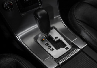 Подержанный автомобиль Volvo XC60 2012 года (16 фото)