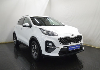 Подержанный автомобиль Kia Sportage 2021 года (3 фото)