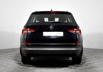 Подержанный автомобиль Skoda Kodiaq 2018 года (6 фото)