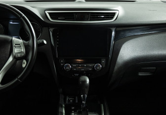Подержанный автомобиль Nissan Qashqai 2016 года (14 фото)