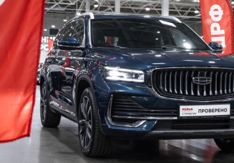 Подержанный автомобиль Geely Monjaro 2023 года (4 фото)