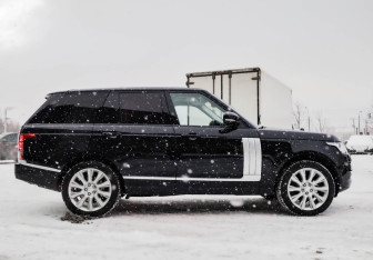 Подержанный автомобиль Land Rover Range Rover 2016 года (6 фото)