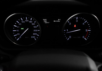 Подержанный автомобиль Land Rover Range Rover Sport 2013 года (22 фото)