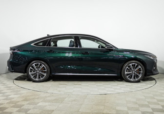 Подержанный автомобиль Chery Arrizo 8 2023 года (4 фото)